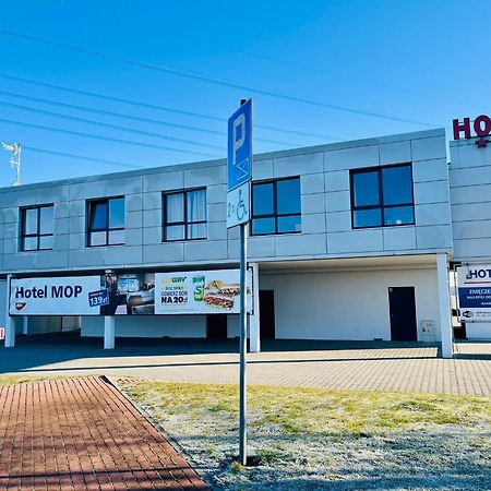 Hotel Mop Olesnica Mala Kurowskie Chalupy Exterior foto