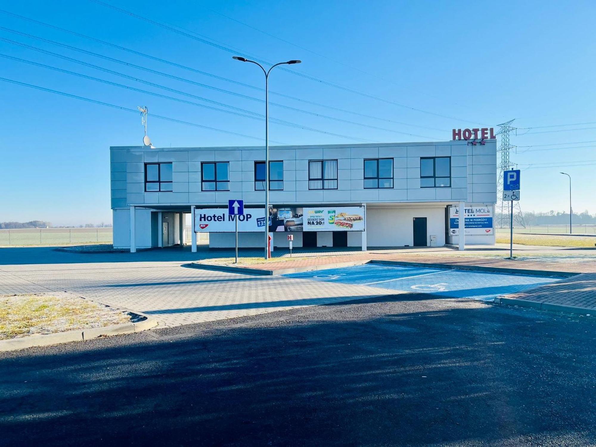 Hotel Mop Olesnica Mala Kurowskie Chalupy Exterior foto